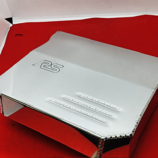 Ford Focus RS MK3 Battery Cover WITH LOGO - Image 2